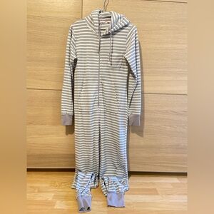 La Vie en Rose Women’s Onesie Pajamas - Small